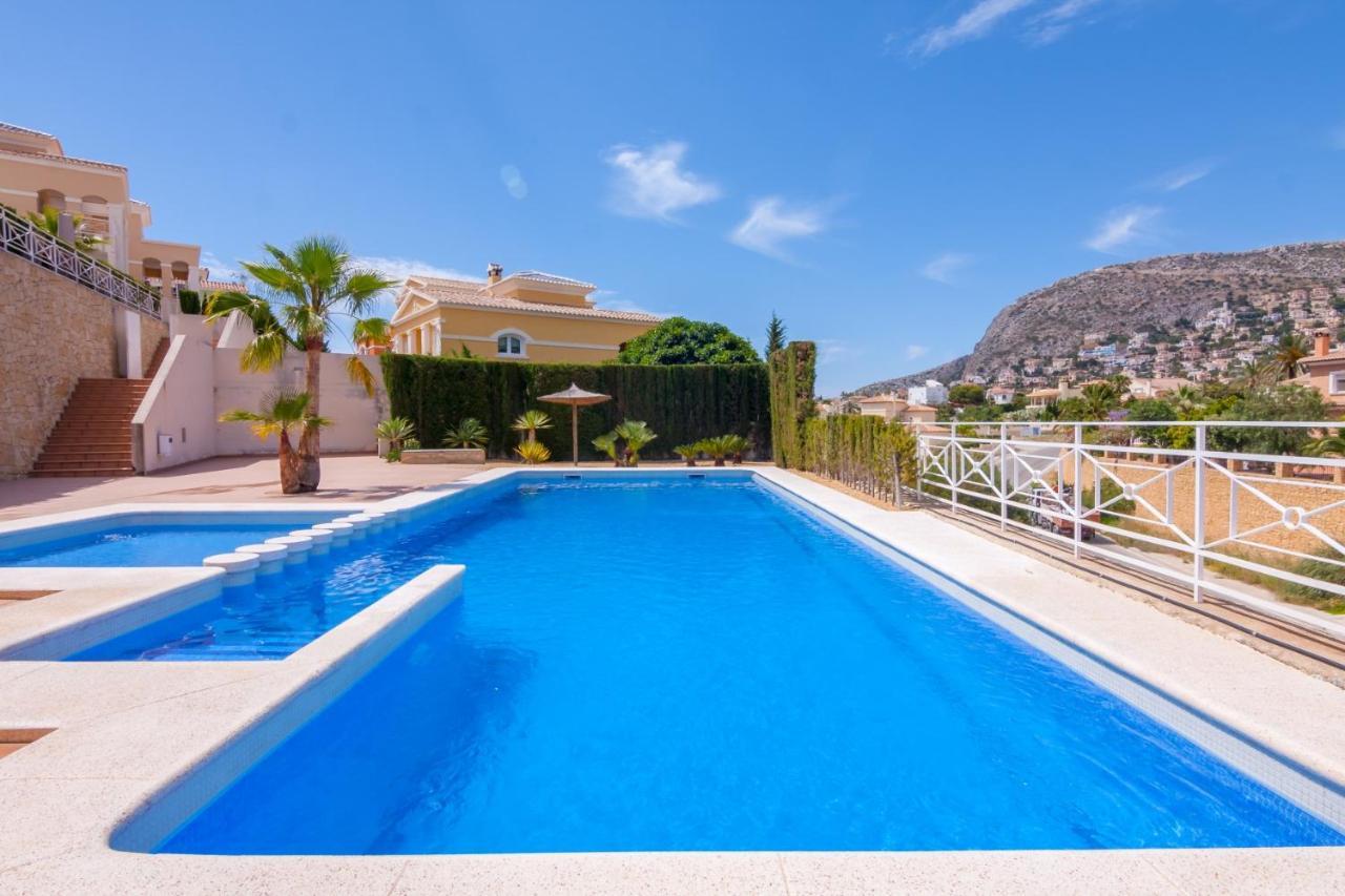 Villas Guzman-Grinev Calp Dış mekan fotoğraf