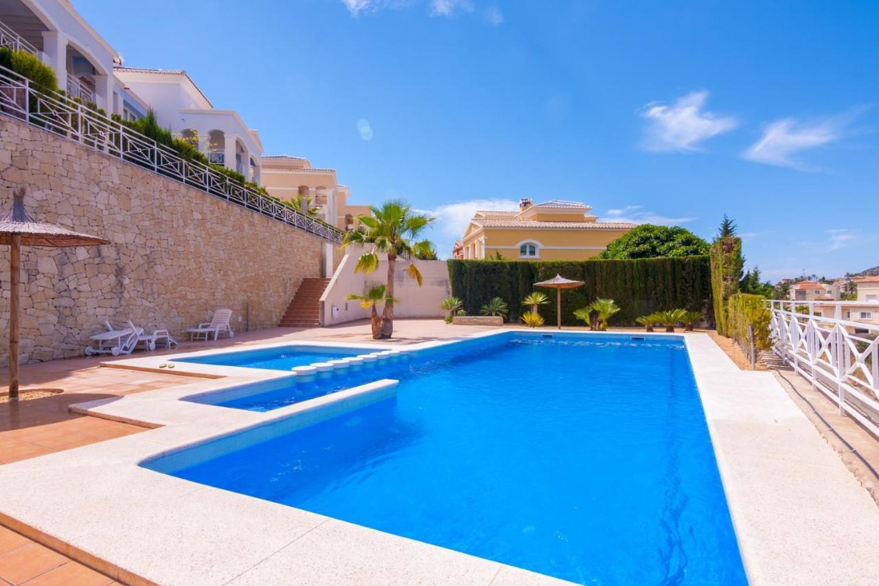 Villas Guzman-Grinev Calp Dış mekan fotoğraf